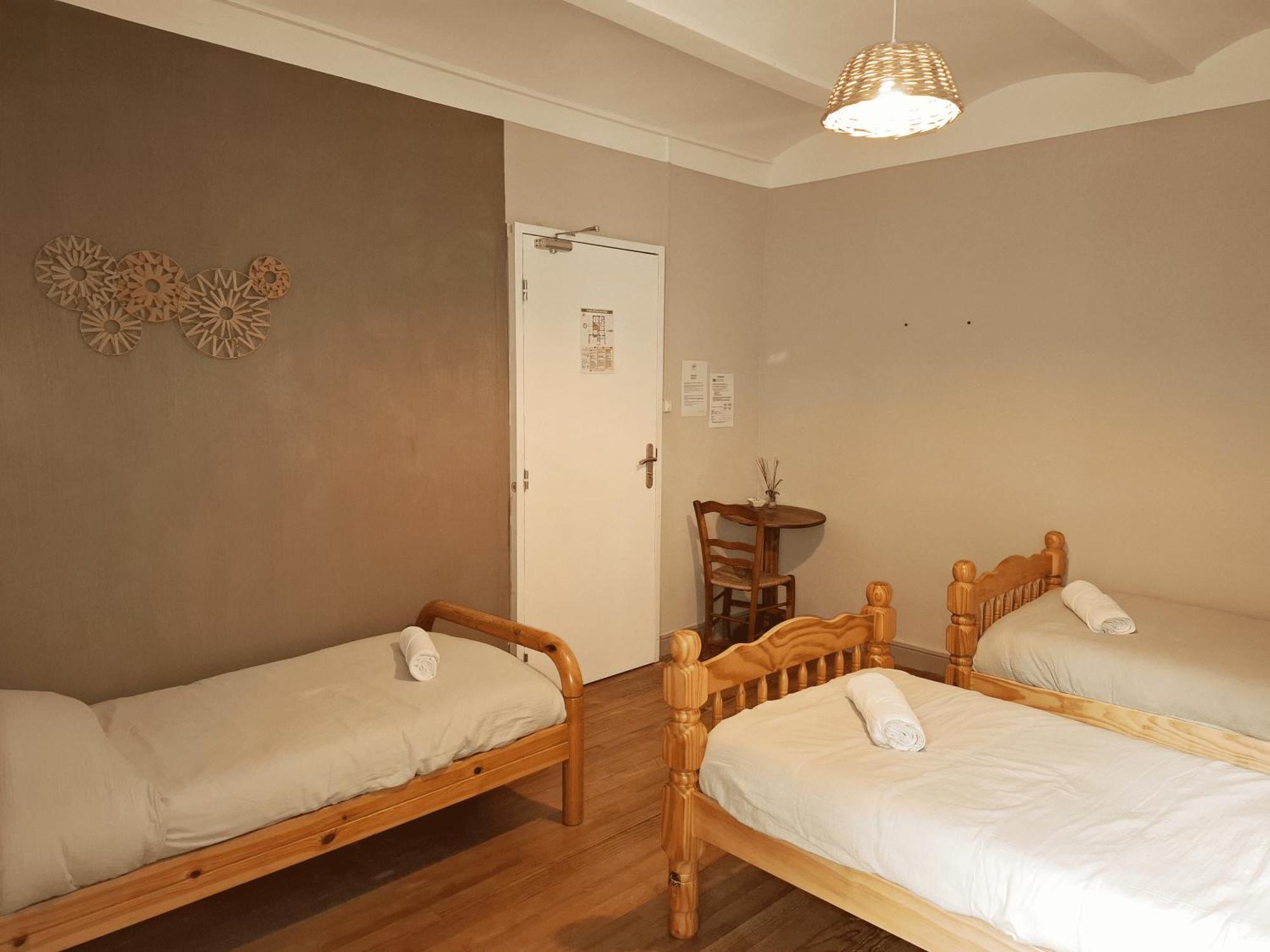 Hotel Chez Baratier Laviolle Zimmer foto