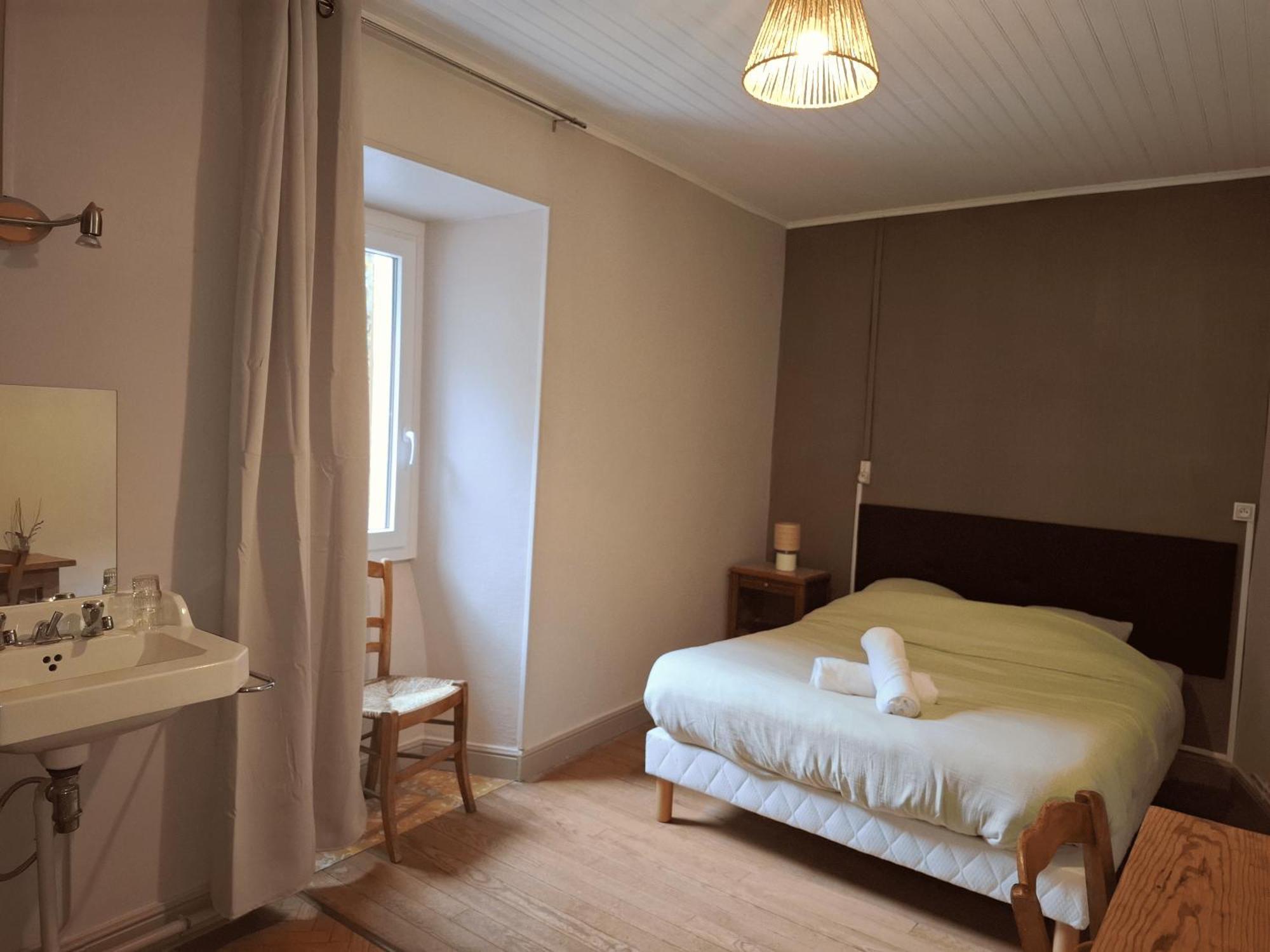 Hotel Chez Baratier Laviolle Zimmer foto